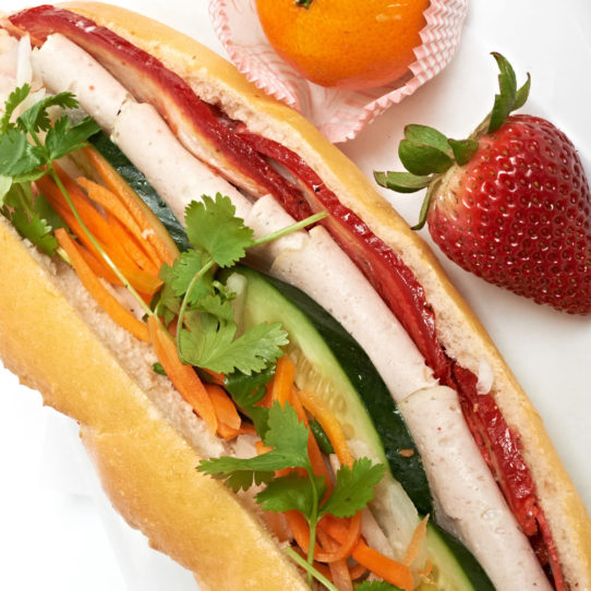 LiLy Bakery Best Coffee and Dessert in Bolsa